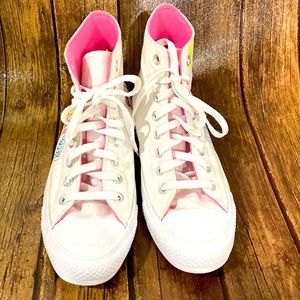 Converse Chuck Taylor All Star High Top Notebook Print. Womens 7 , Mens 9